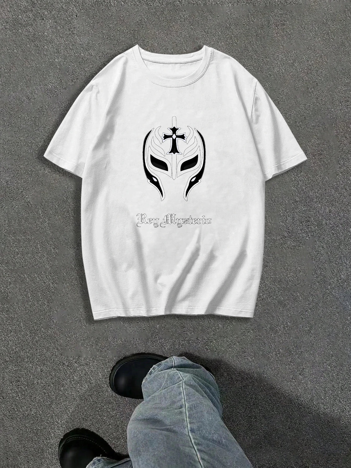 Trendy short-sleeved black T-shirt Printed Mysterious Mask and Rey Mysterio Text Suitable for Street Sports